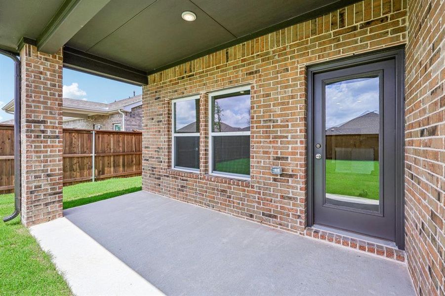 Exterior details and patio area of a home in Overland Grove, Forney (Image 4).