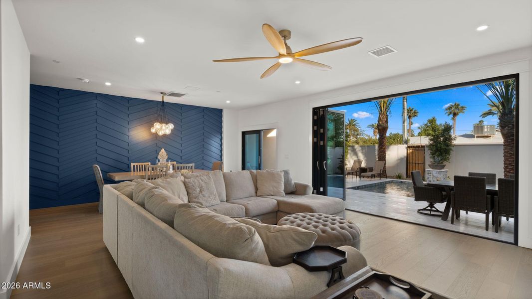 23-web-or-mls-Living Space3