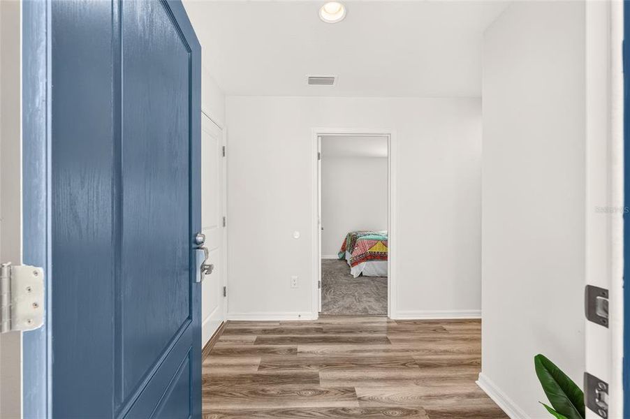 Spacious, unfurnished interior of a new home in , The Villages (Image 20).