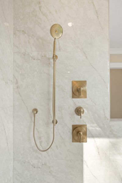 Close-up of interior finishes inside a home in , Ravenel (Image 45).