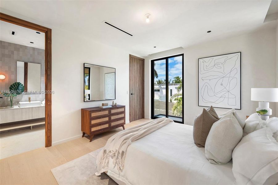 Furnished interior view inside a new home in , Bay Harbor Islands (Image 36).
