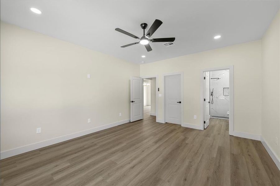 Spacious, unfurnished interior of a new home in , Waco (Image 17).