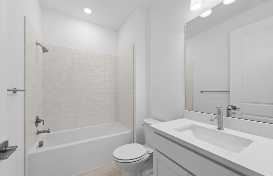 Furnished interior view inside a new home in Terreno, Naples (Image 13).
