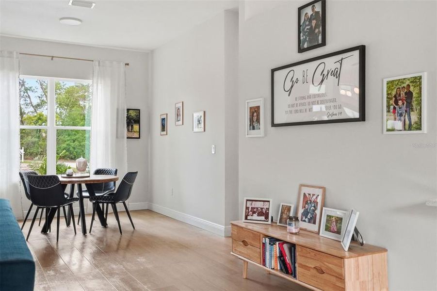 Furnished interior view inside a new home in , Weeki Wachee (Image 14).
