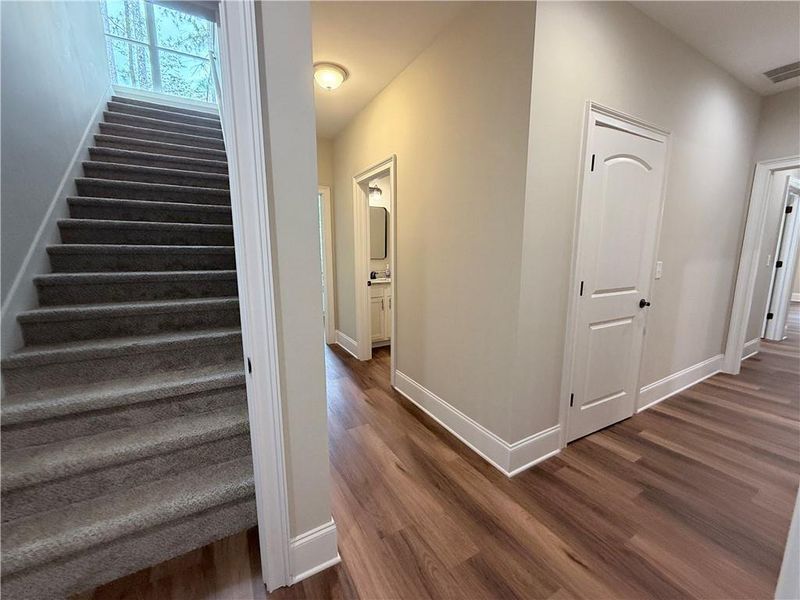 Spacious, unfurnished interior of a new home in , Mansfield (Image 40).