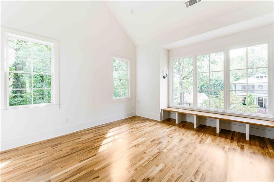 Spacious, unfurnished interior of a new home in , Atlanta (Image 23). Spacious, unfurnished interior of a new home in , Atlanta (Image 23).