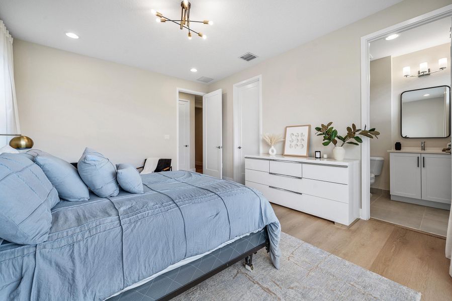 036-8124CrystalDownsAvenue-BocaRaton-FL-