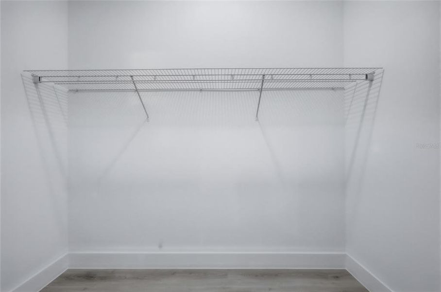 Spacious, unfurnished interior of a new home in , Ocala (Image 25).