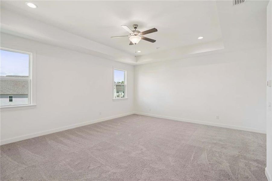 Spacious, unfurnished interior of a new home in East Harbor II at Chestatee, Dawsonville (Image 27).