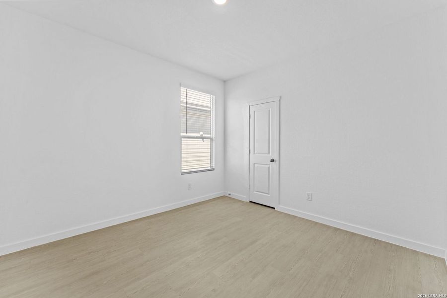 Spacious, unfurnished interior of a new home in Hightop Ridge, Converse (Image 23).