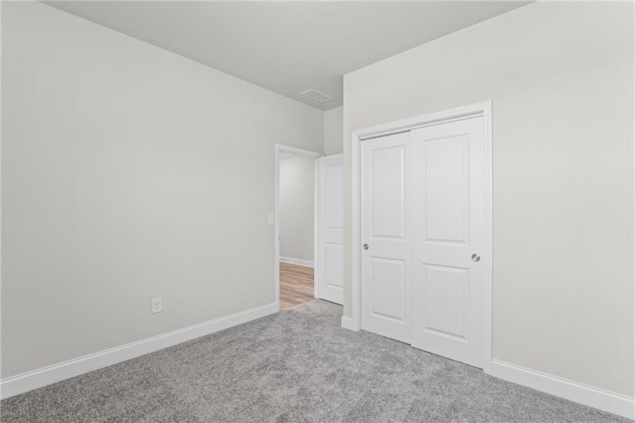 Spacious, unfurnished interior of a new home in Overland, Locust Grove (Image 16).
