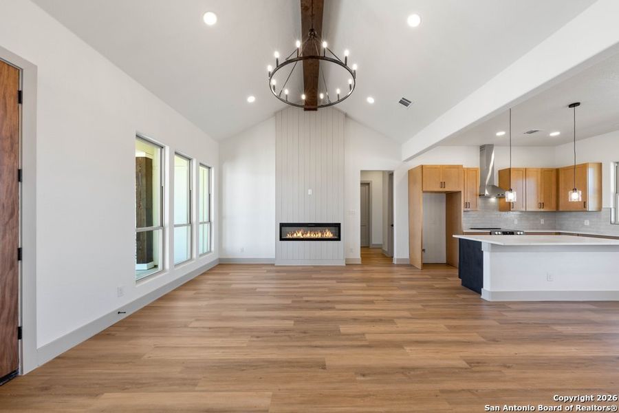 Spacious, unfurnished interior of a new home in , Poteet (Image 23).