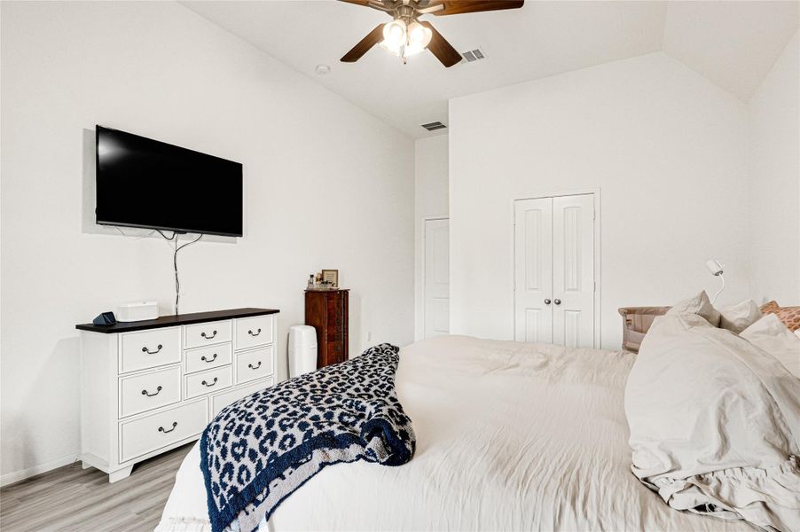 Furnished interior view inside a new home in Oakwood Estates, Waller (Image 10). Furnished interior view inside a new home in Oakwood Estates, Waller (Image 10).