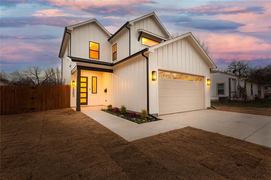 Front exterior of a new home in , McKinney, TX, highlighting curb appeal (Image 25).