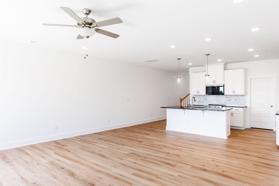 Spacious, unfurnished interior of a new home in Vaughan Farms, Angier (Image 22).