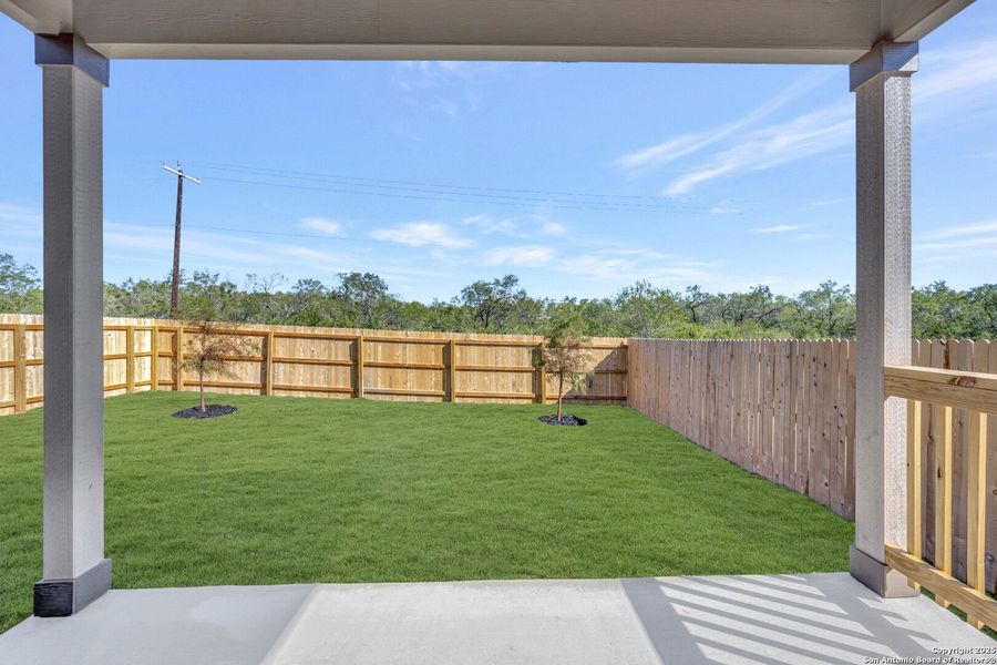 Exterior details and patio area of a home in Paloma Park, Converse (Image 3).