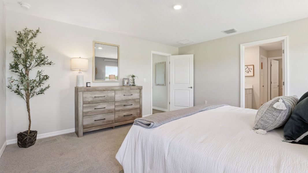 Representative furnished interior of a home built from the LAKESIDE by D.R. Horton in Sunset Hills, Summerfield (Image 18).