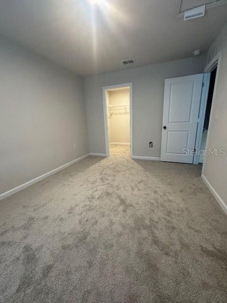 Spacious, unfurnished interior of a new home in , Lady Lake (Image 22).
