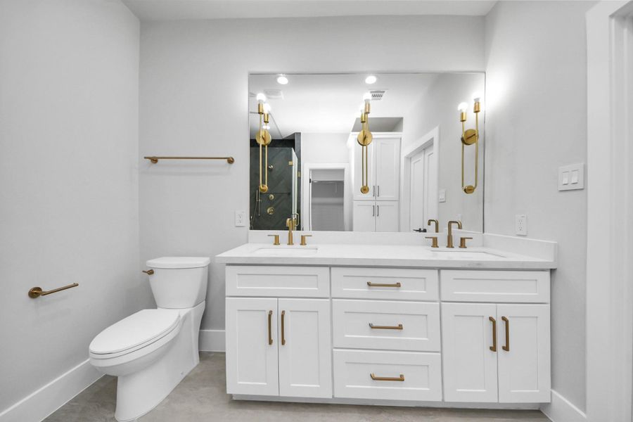 Image 25 of a home in .