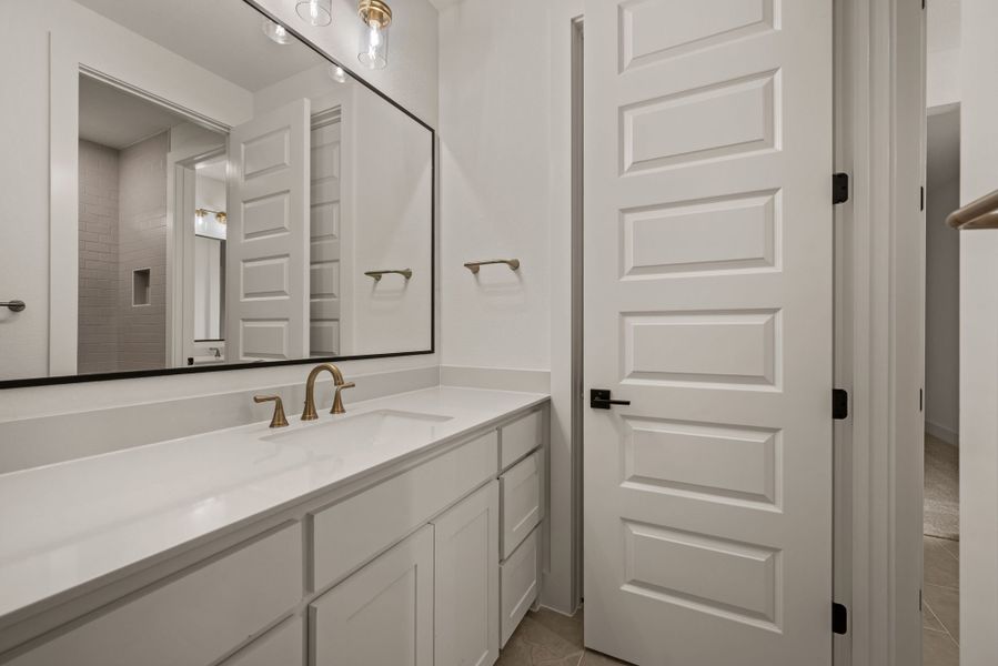 Furnished interior view inside a new home in Rolling Creek Ranch, Aledo (Image 20). Furnished interior view inside a new home in Rolling Creek Ranch, Aledo (Image 20).