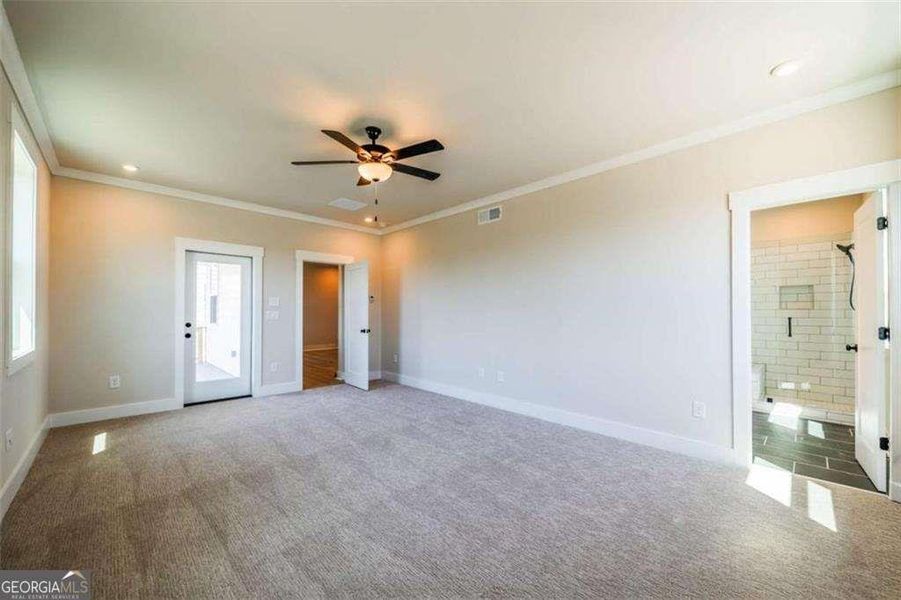 Spacious, unfurnished interior of a new home in The Paddocks at Doc Hughes, Buford (Image 17).