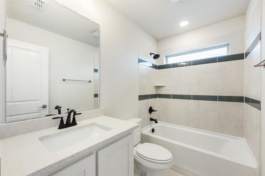 Furnished interior view inside a new home in Star Ranch, Godley (Image 13).