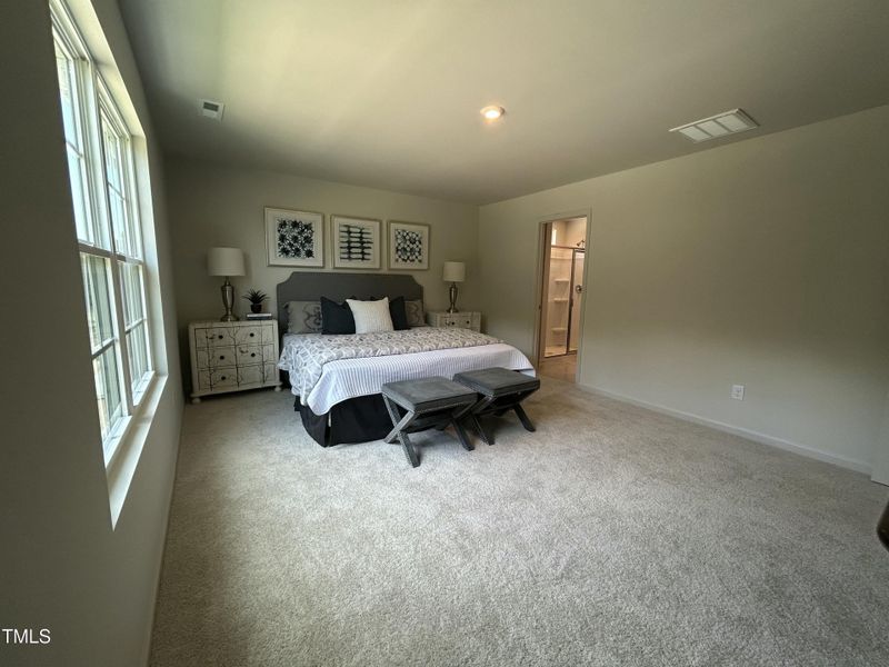 JR 13 Camden Ower's Suite 2 (Staged) JR 13 Camden Ower's Suite 2 (Staged)