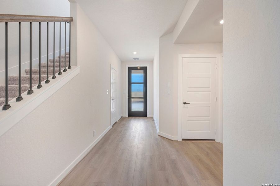 Spacious, unfurnished interior of a new home in Mayfair - Select Garden Series, New Braunfels (Image 23). Spacious, unfurnished interior of a new home in Mayfair - Select Garden Series, New Braunfels (Image 23).