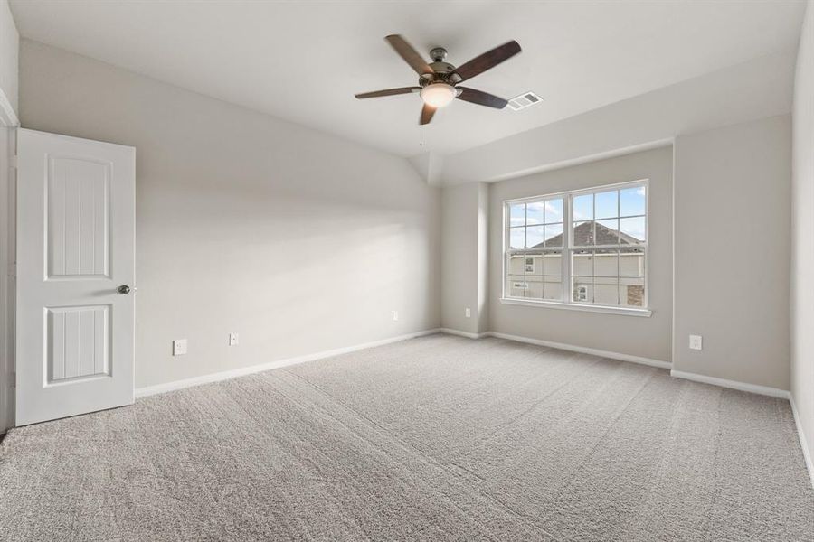 Image 12 of a home in Madison Bend.