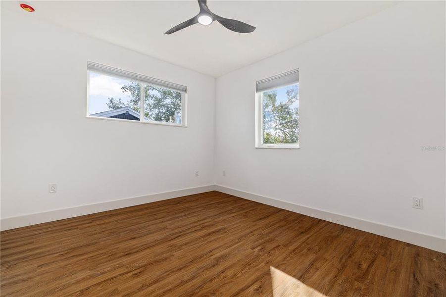 Spacious, unfurnished interior of a new home in , Tampa (Image 63).