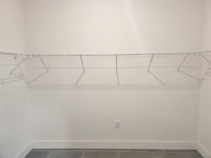 Spacious, unfurnished interior of a new home in , Homosassa (Image 16).