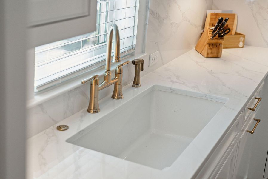 Close-up of interior finishes inside a home in Daniel Island Park, Charleston (Image 23).