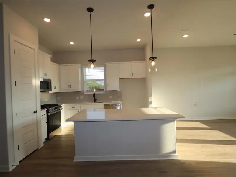 Furnished interior view inside a new home in Estancia West, Manchaca (Image 10). Furnished interior view inside a new home in Estancia West, Manchaca (Image 10).