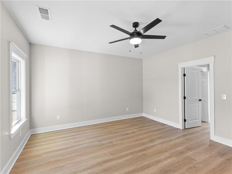 Spacious, unfurnished interior of a new home in , Douglasville (Image 34).
