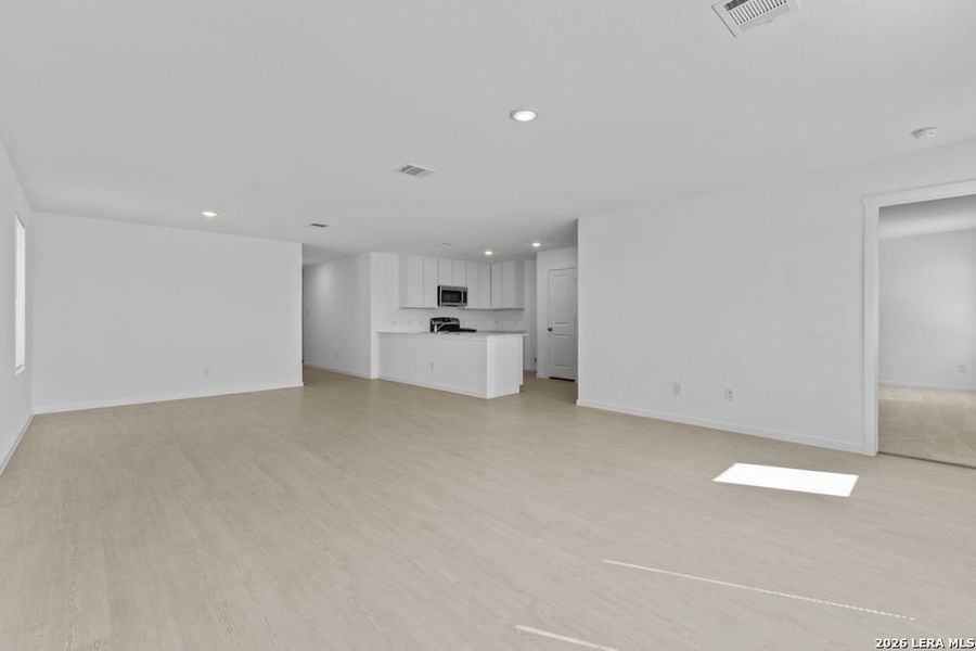 Spacious, unfurnished interior of a new home in Grace Valley, Marion (Image 21).