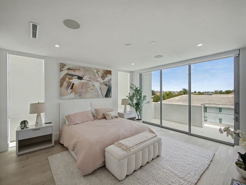 8-web-or-mls-P6160628-RW2