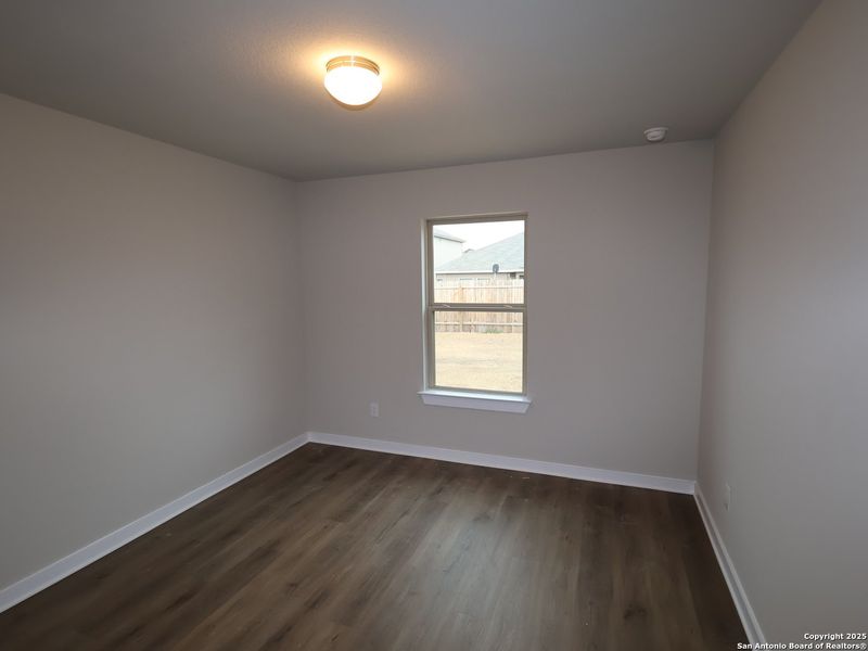 Spacious, unfurnished interior of a new home in Winding Brook, San Antonio (Image 15). Spacious, unfurnished interior of a new home in Winding Brook, San Antonio (Image 15).