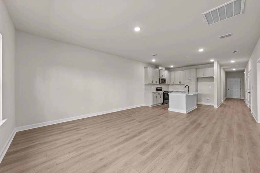 Spacious, unfurnished interior of a new home in Blue Heron Retreat, Little River (Image 19). Spacious, unfurnished interior of a new home in Blue Heron Retreat, Little River (Image 19).