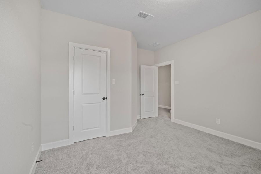 Spacious, unfurnished interior of a new home in , Missouri City (Image 21). Spacious, unfurnished interior of a new home in , Missouri City (Image 21).