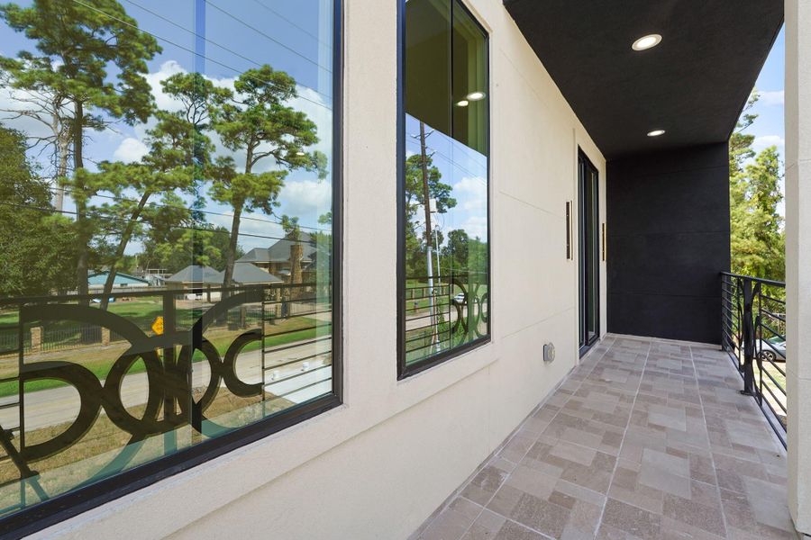 Exterior details and patio area of a home in , Channelview (Image 22).