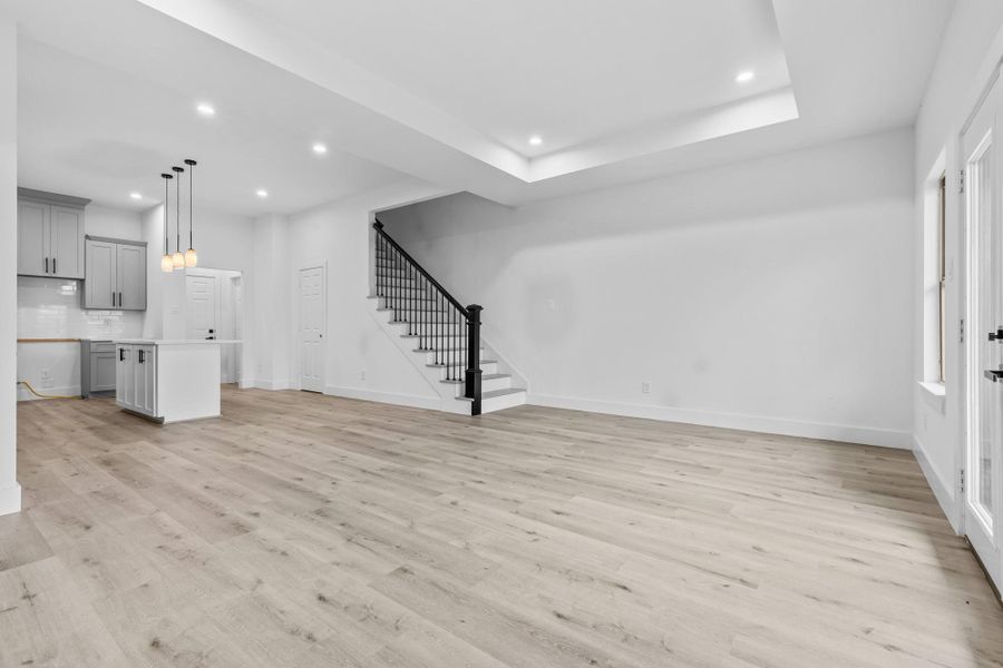 Spacious, unfurnished interior of a new home in , Houston (Image 13).