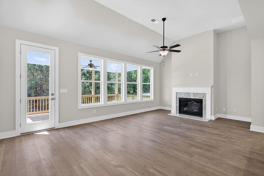 Spacious, unfurnished interior of a new home in The Manor at Gainesville Township, Gainesville (Image 32).