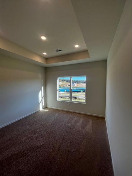 Spacious, unfurnished interior of a new home in Salacoa, Calhoun (Image 15).