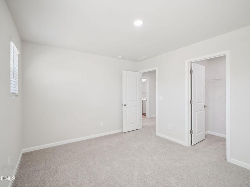 37-web-or-mls-Raleigh - Oak Manor - 508