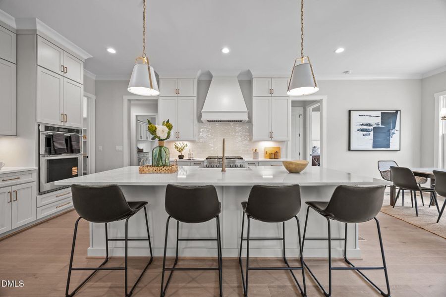 38-web-or-mls-IMG_4030 38-web-or-mls-IMG_4030