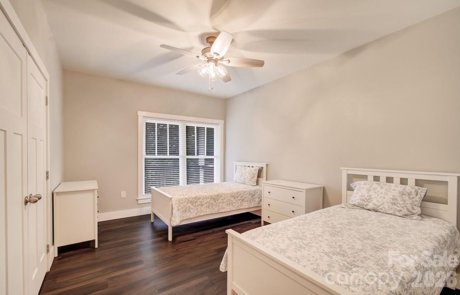 Furnished interior view inside a new home in , Hendersonville (Image 28). Furnished interior view inside a new home in , Hendersonville (Image 28).