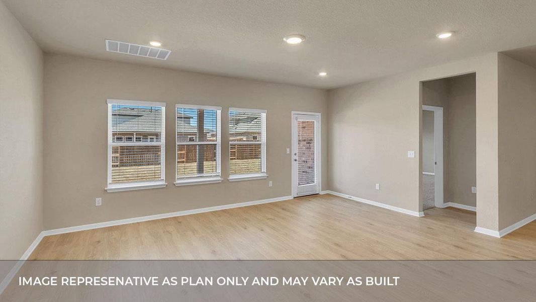 Spacious, unfurnished interior of a new home in Bar W Ranch, Leander (Image 18).