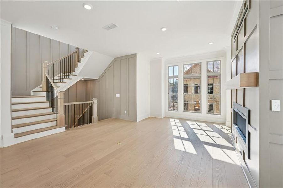 Spacious, unfurnished interior of a new home in Park Walke, Alpharetta (Image 54).