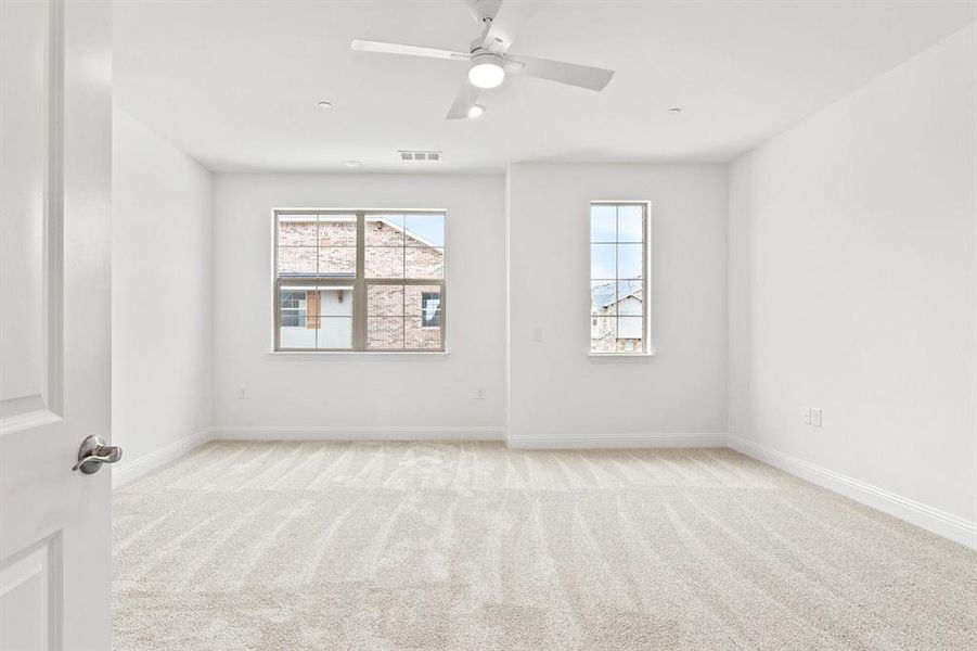 018-2880Enfield-TheColony-TX-75056-PrimaryBedroom.jpg-SMALL