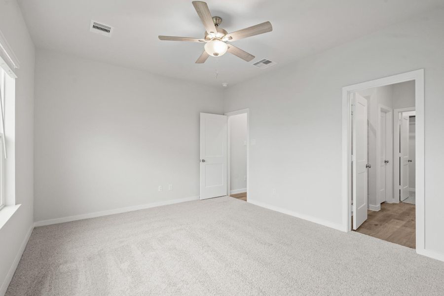 Spacious, unfurnished interior of a new home in Laurel Farms, Brookshire (Image 19). Spacious, unfurnished interior of a new home in Laurel Farms, Brookshire (Image 19).